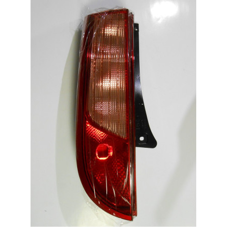 ZADNÉ SVETLO SPODNÉ ĽAVÉ .