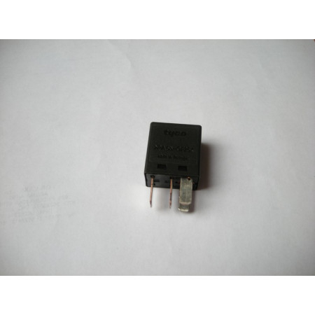 MALÉ RELÉ 12V 20A TYCO