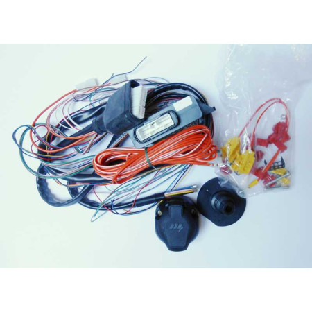 ŤAŽNÉ ZARIADENIE S PRÍPOJKOU